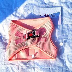 Milano pet harness, Apricot color, sz L, up to 23 lbs, NWT, in bag